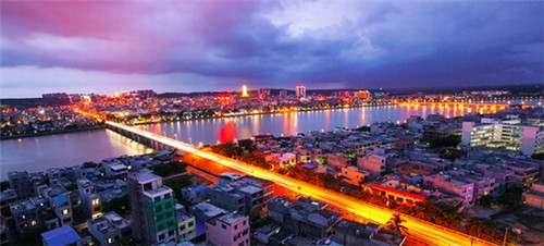 妮拉全皮肤端游能玩吗（妮拉全皮肤端游能玩吗知乎）